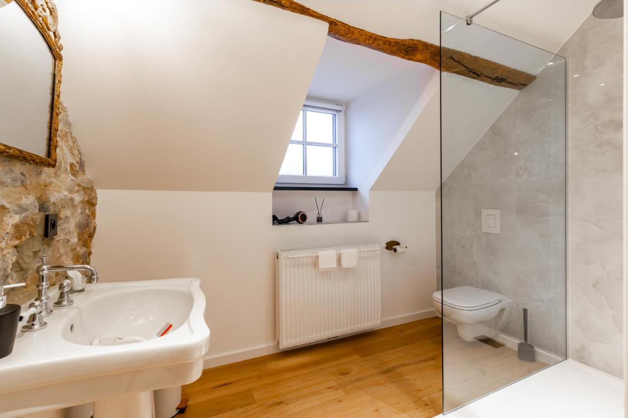 Bed and Breakfast A La Source De Lavis Houyet Pokoj fotografie